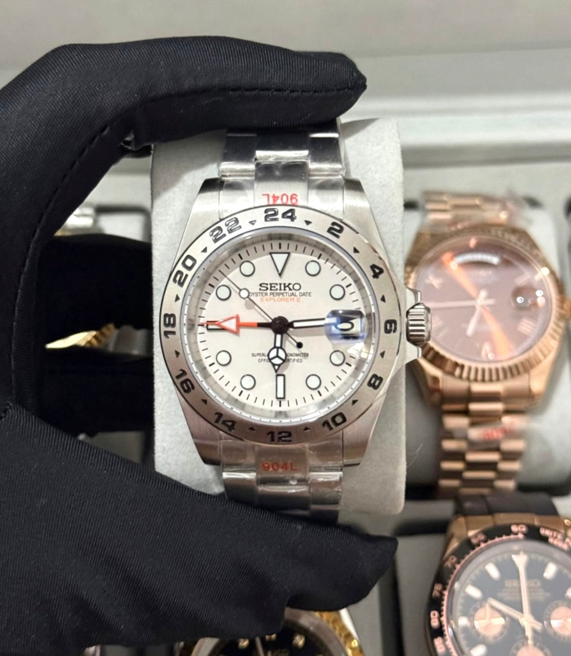 Seiko MOD Explorer 2 GMT
Oyster Automatic japan movement